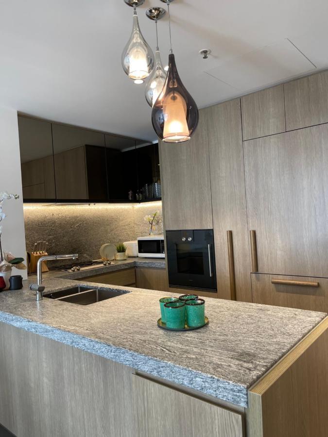 The Fawkner Apartment Bay-View Pool/Gym Free Parking 멜번 외부 사진